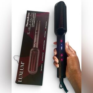 LUXLUM ThermoTress The Ultimate Heated Comb Brush (NEW/OPEN BOX)